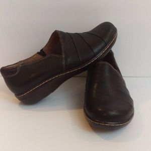 Montana Artisan Crafted 8.5 Brown Comfort Shoes